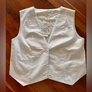 Commense White Sleeveless Button-Up Vest
